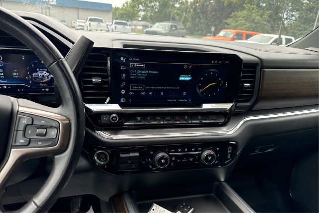 Used 2024 Chevrolet Silverado 3500 High Country w/ High Country Premium Package AWD/4WD image 13