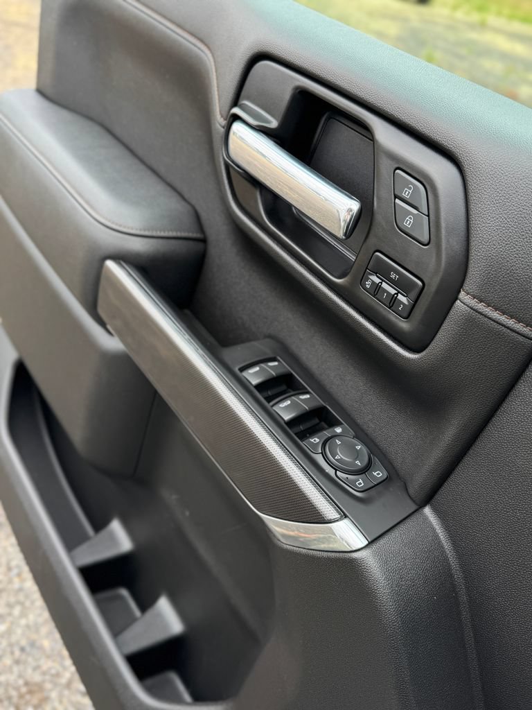 Used 2022 GMC Sierra 1500 AT4 w/ AT4 Premium Package AWD/4WD image 33
