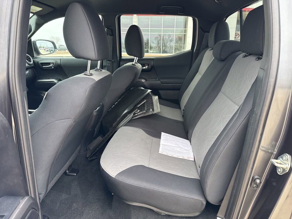 Certified 2021 Toyota Tacoma TRD Sport AWD/4WD image 9