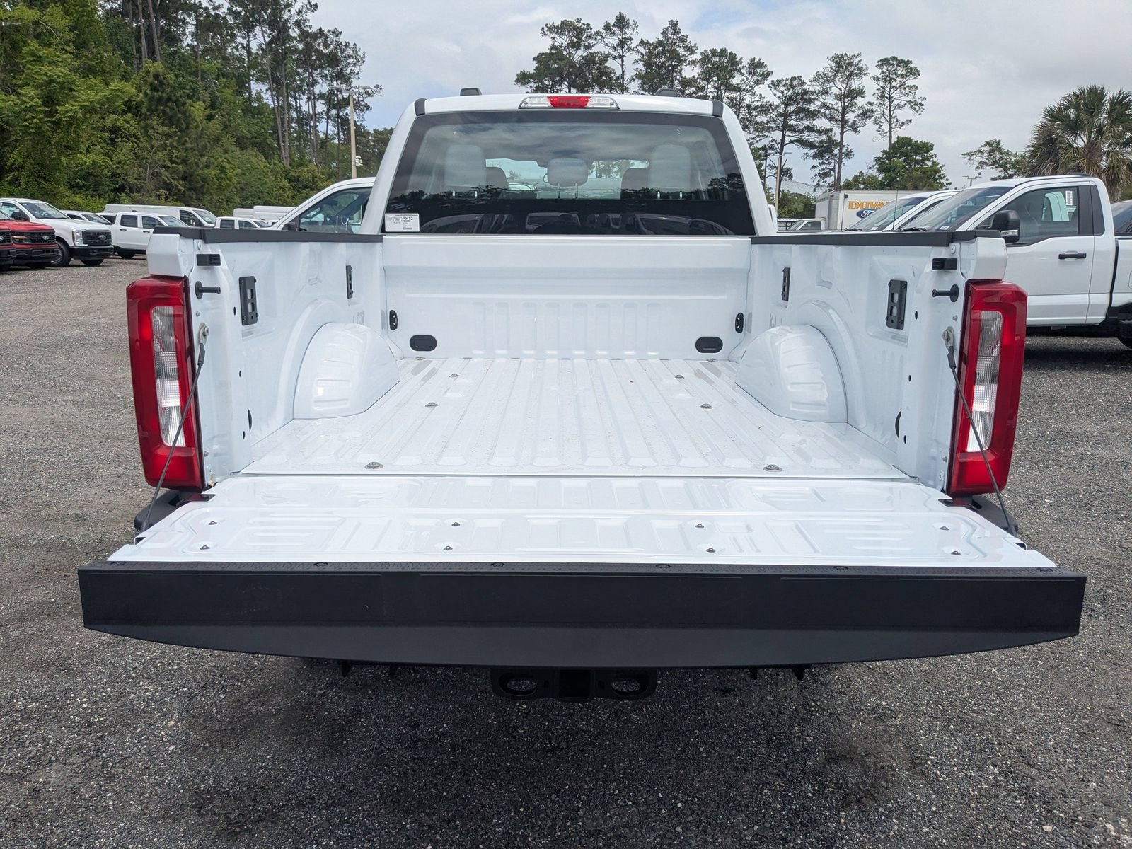 New 2026 Ford F250 XL w/ XL Chrome Package AWD/4WD image 13