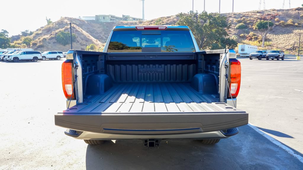 New 2026 GMC Sierra 1500 Elevation w/ Elevation Premium Package AWD/4WD image 11