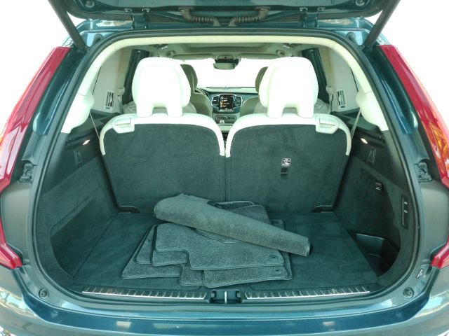 Used 2022 Volvo XC90 T8 Inscription AWD/4WD image 27