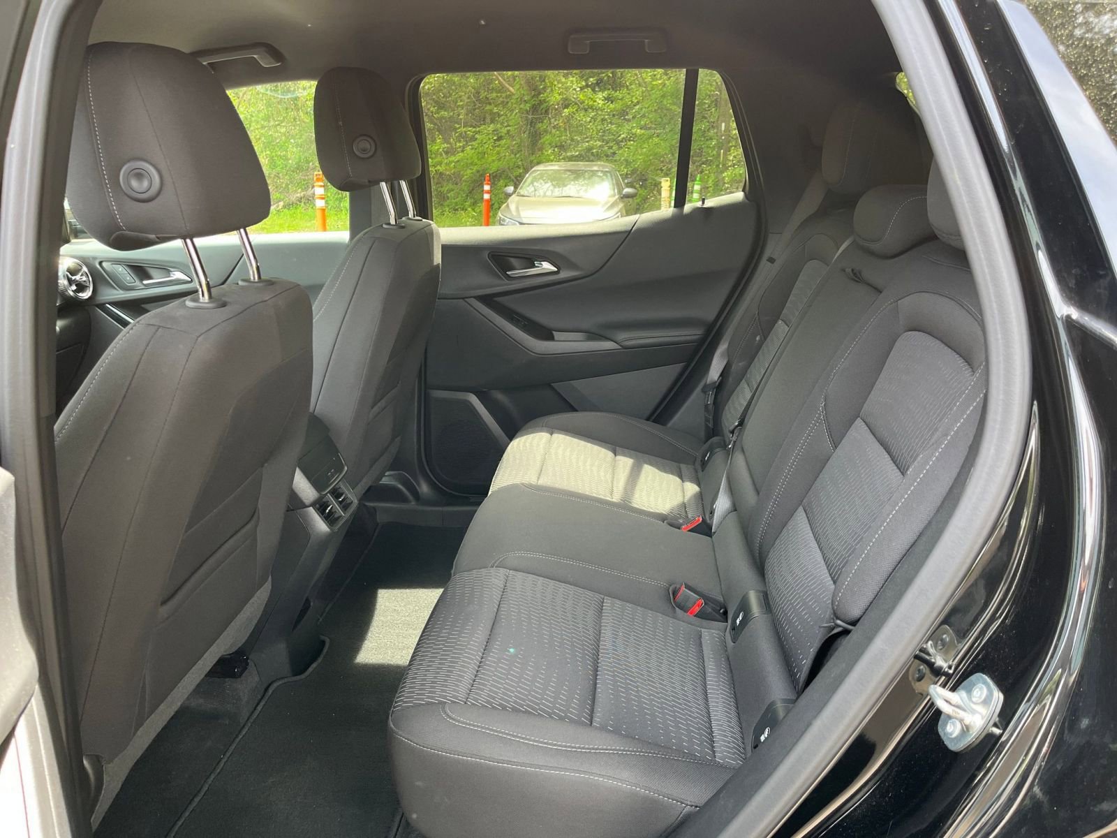 Used 2025 Chevrolet Equinox LT FWD image 25