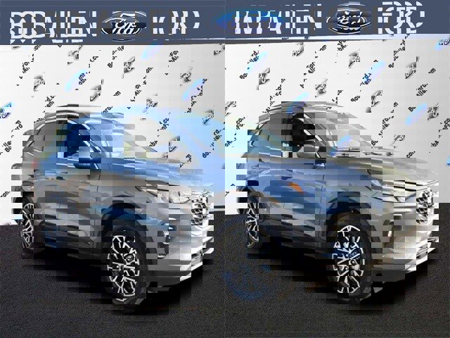 New 2025 Ford Escape SE