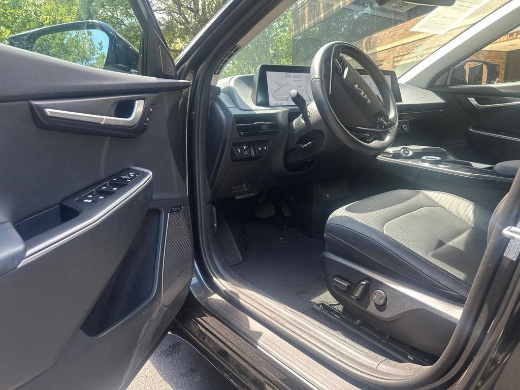 Used 2023 Kia EV6 Wind w/ Wind Technology Package RWD image 8