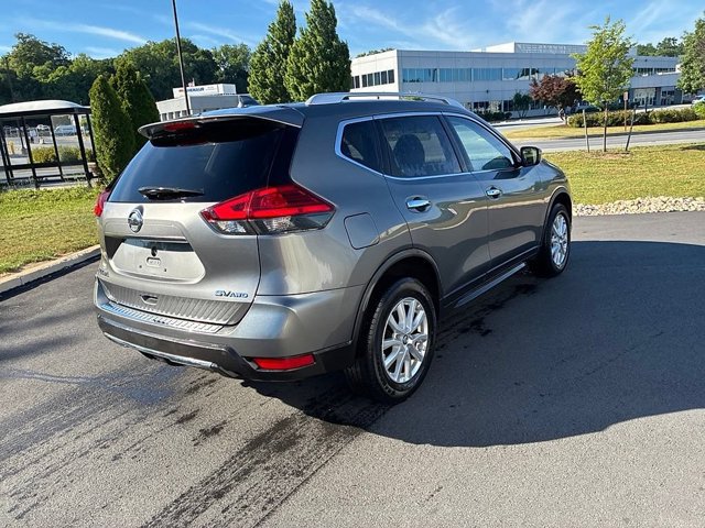 Used 2017 Nissan Rogue SV AWD/4WD image 9