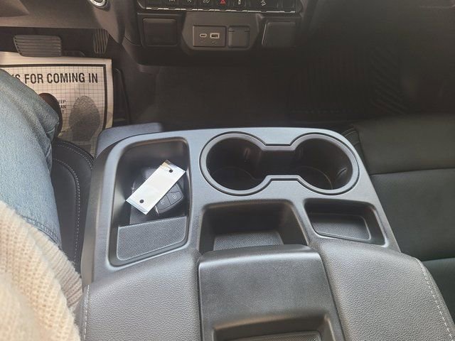 Used 2026 Chevrolet Silverado 1500 Custom Trail Boss w/ LPO, Dark Essentials Package image 14