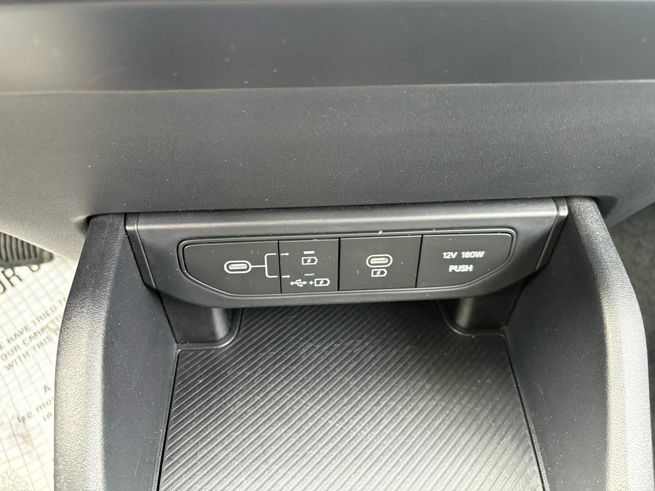 Used 2025 Kia K4 LXS FWD image 27