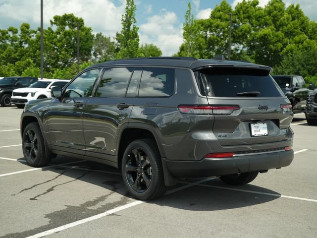 New 2026 Jeep Grand Cherokee L Limited w/ Limited Altitude Package AWD/4WD image 5
