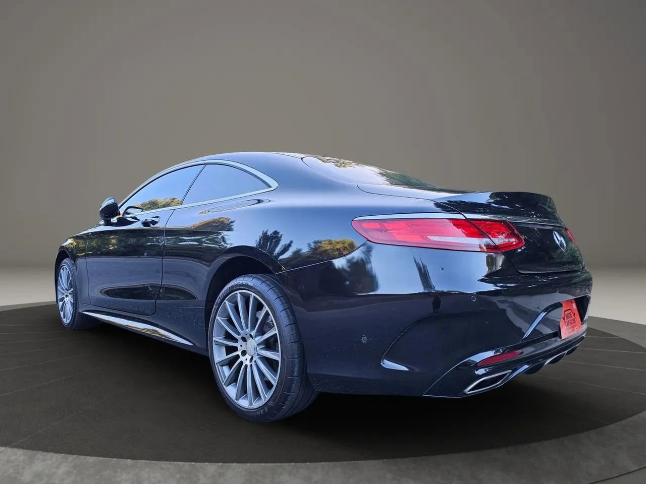 Used 2015 Mercedes-Benz S 550 4MATIC Coupe image 5