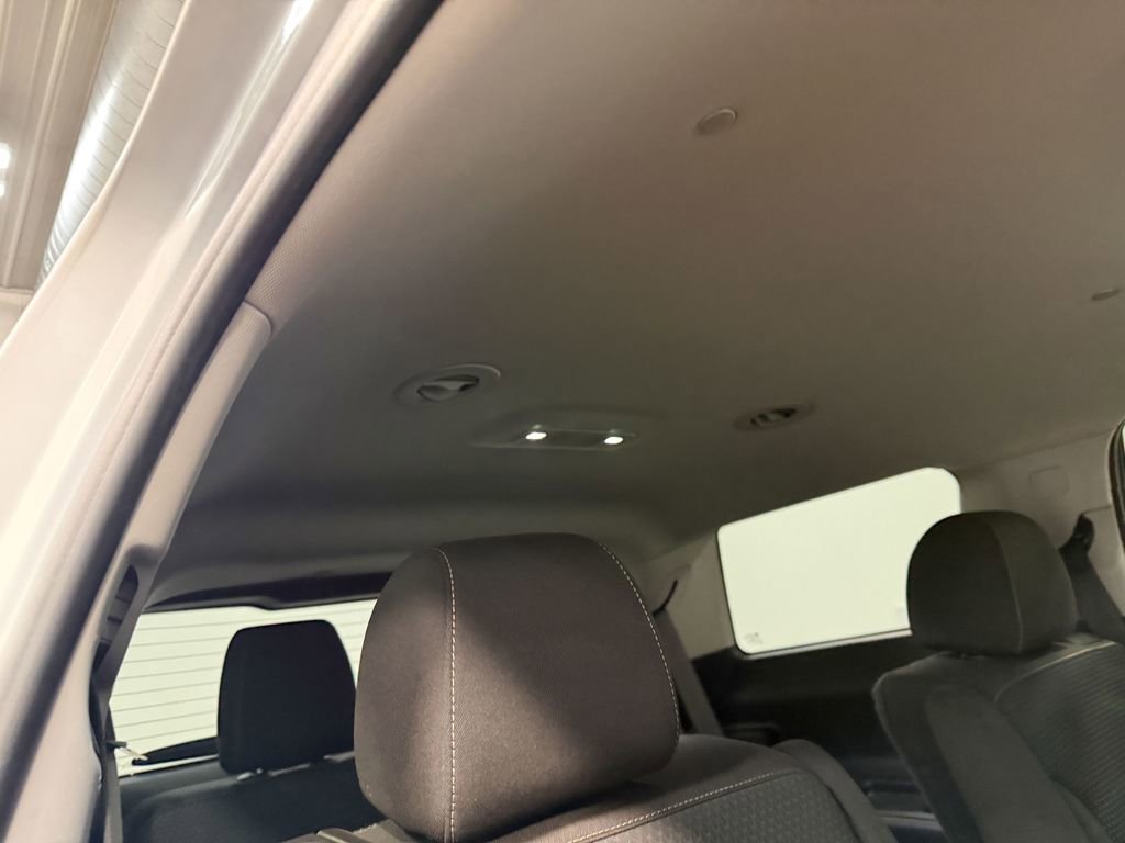 Used 2021 GMC Acadia SLE w/ Trailering Package image 15