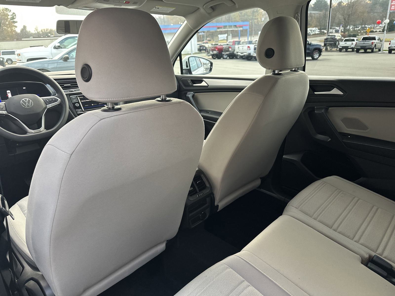 Used 2022 Volkswagen Tiguan S image 21