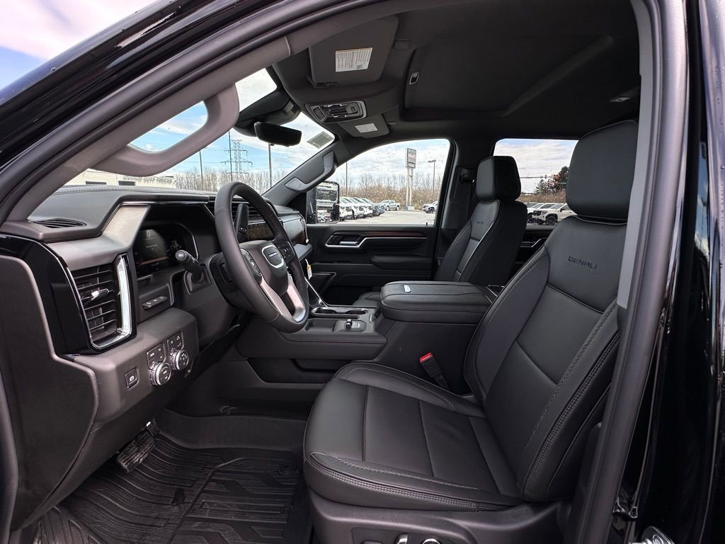 New 2026 GMC Sierra 3500 Denali w/ Denali Reserve Package AWD/4WD image 15