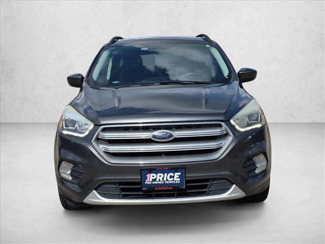 Used 2017 Ford Escape SE w/ SE Leather Comfort Package FWD image 2