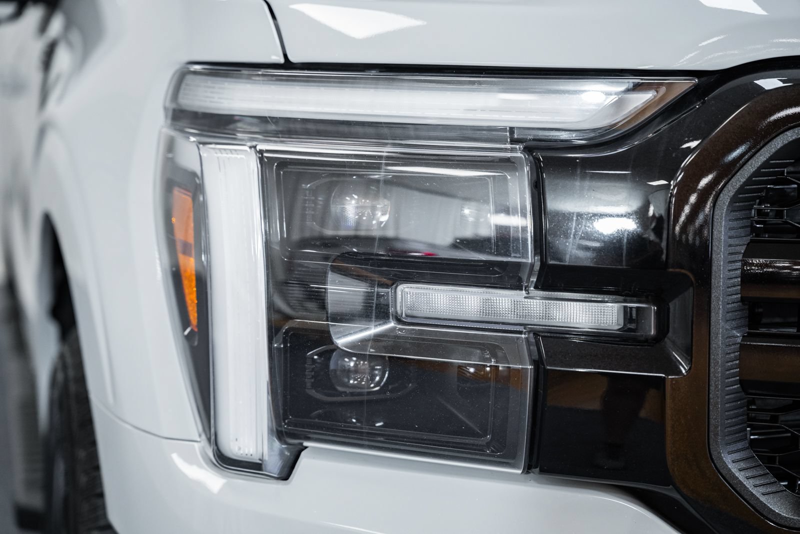 Used 2024 Ford F150 Lariat w/ Equipment Group 502A High AWD/4WD image 14