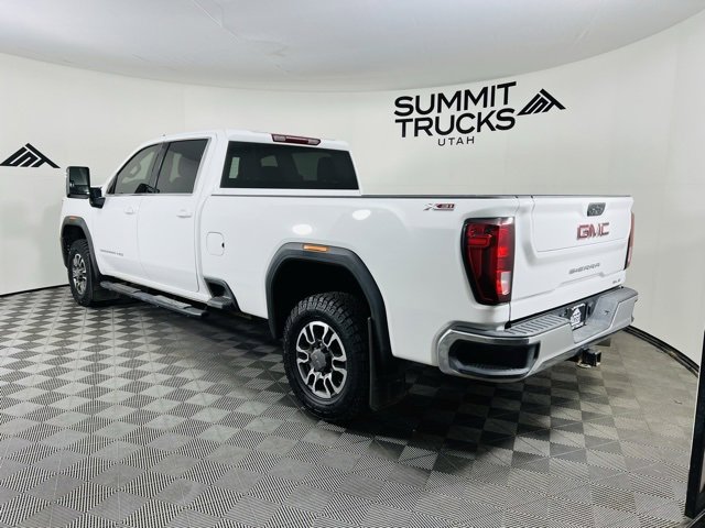 Used 2024 GMC Sierra 3500 SLE w/ SLE Convenience Package image 3