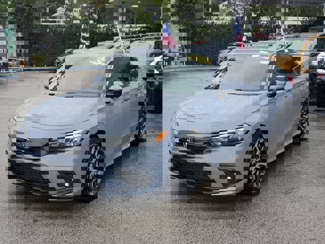 Used 2024 Honda Civic Touring image 3