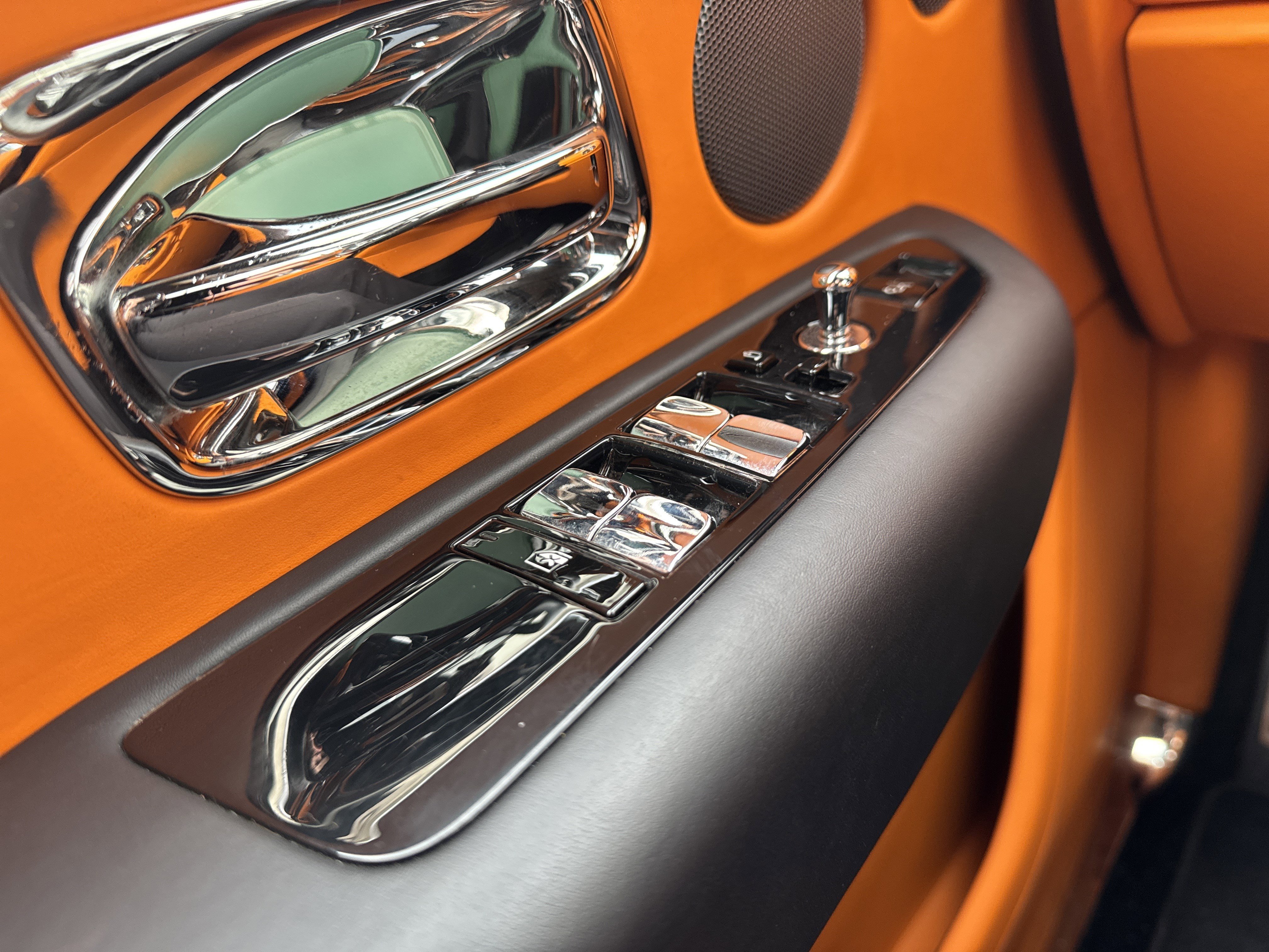 Certified 2024 Rolls-Royce Cullinan image 12