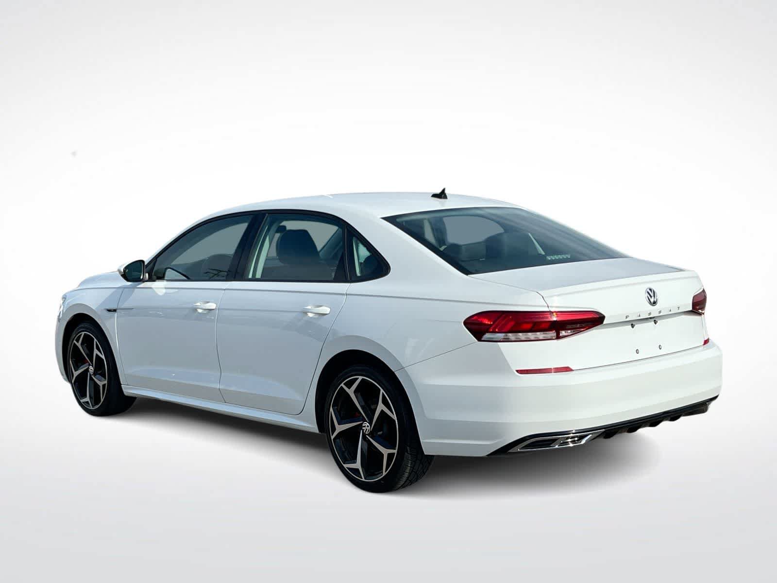 Used 2020 Volkswagen Passat 2.0T R-Line FWD image 6