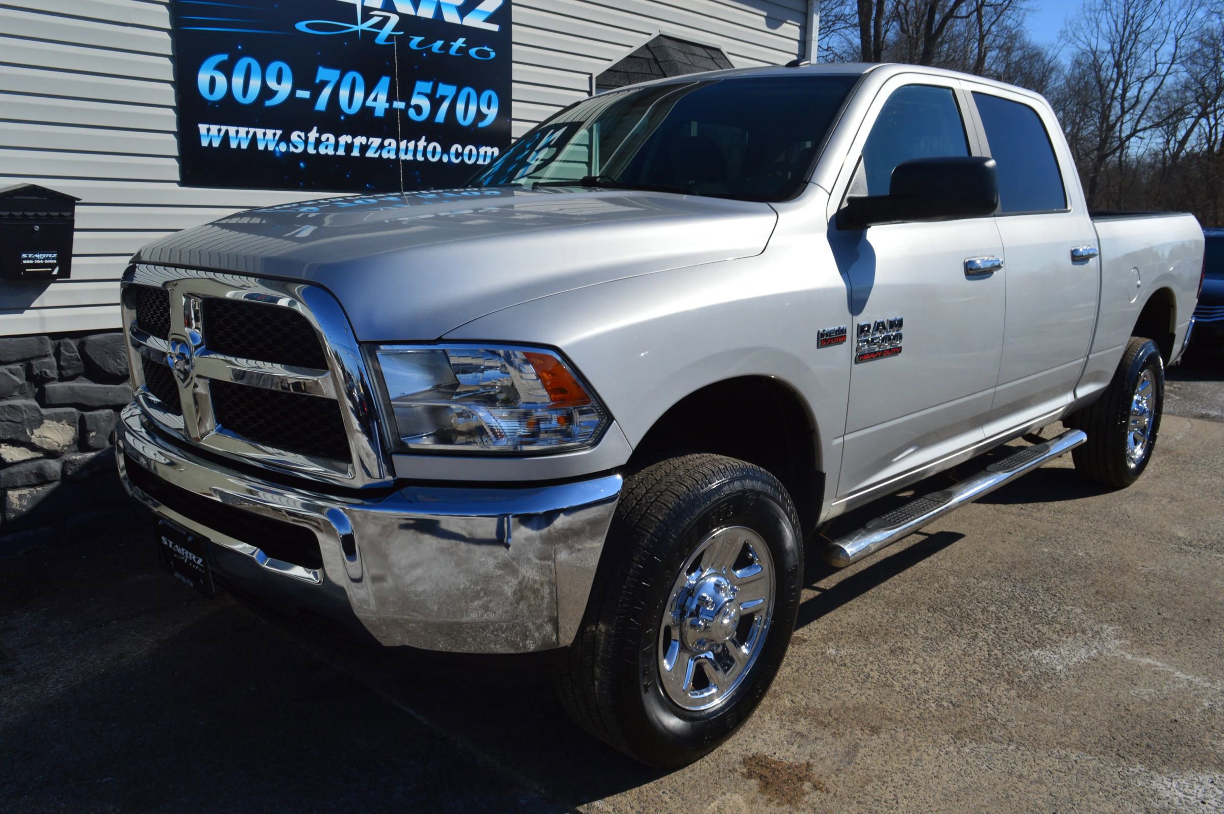 Used 2017 RAM 2500 SLT image 1