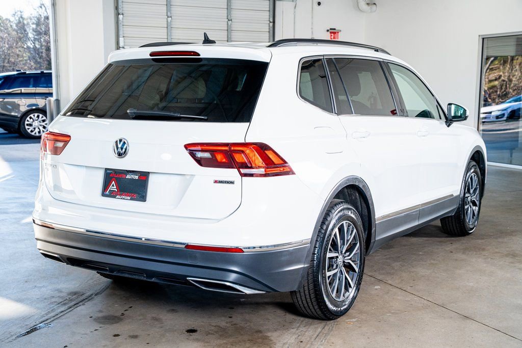 Used 2020 Volkswagen Tiguan SE w/ Panoramic Sunroof Package AWD/4WD image 6