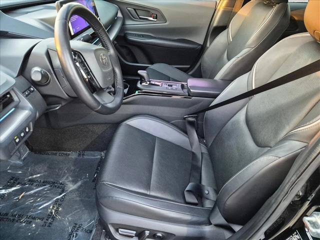 Used 2023 Toyota Prius Limited FWD image 15