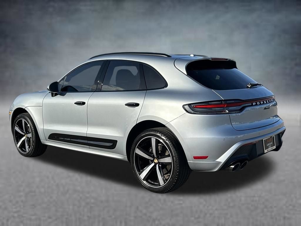 Used 2024 Porsche Macan AWD/4WD image 3