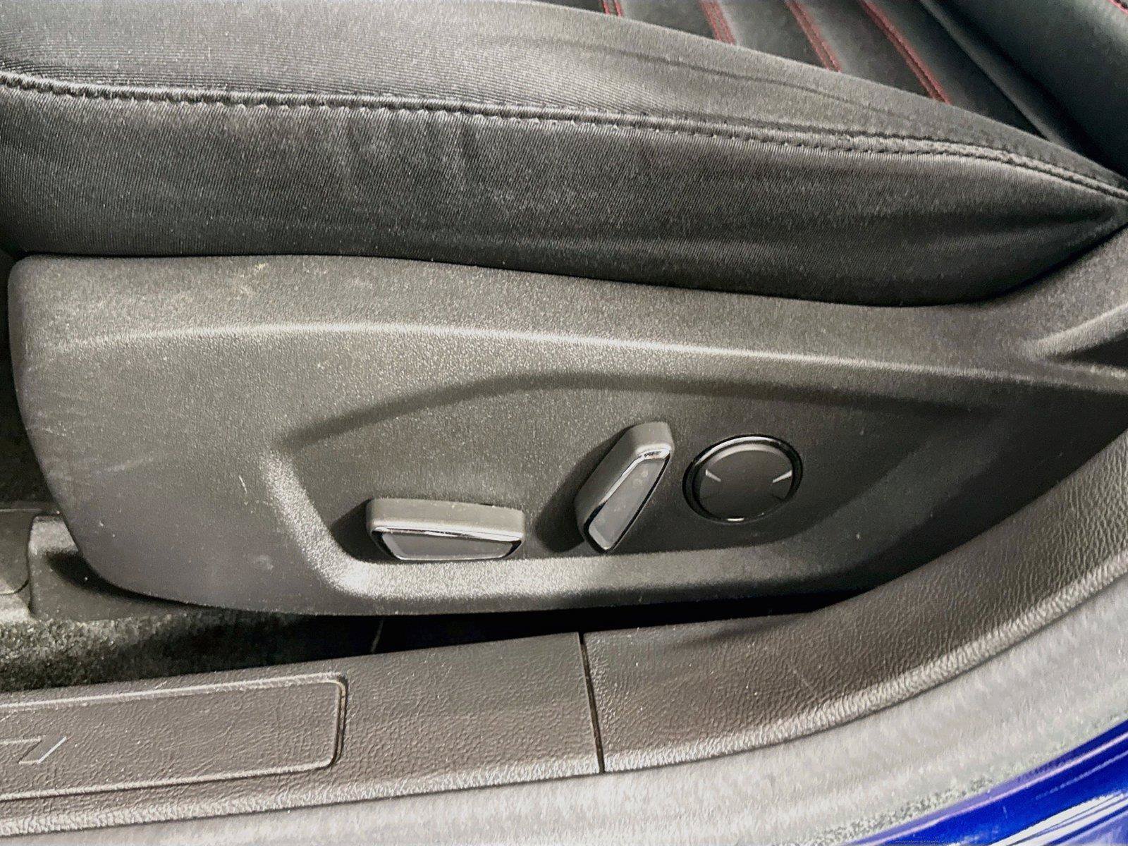 Used 2016 Ford Fusion SE FWD image 28