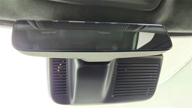 Used 2025 Rivian R1S Adventure image 56