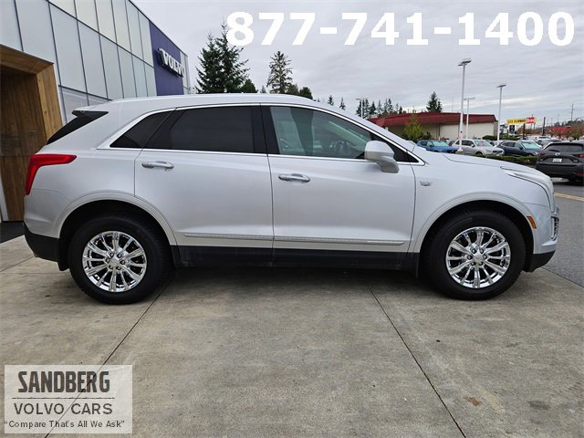 Used 2017 Cadillac XT5 Luxury w/ Driver Awareness Package image 4