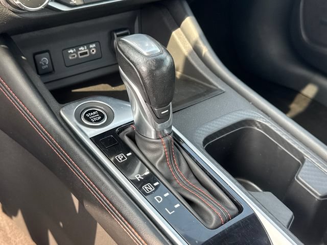 Used 2025 Nissan Sentra SR w/ SR Premium Package FWD image 16
