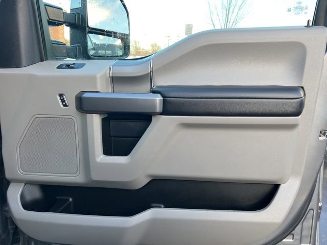 Used 2022 Ford F250 XLT w/ XLT Premium Package image 10