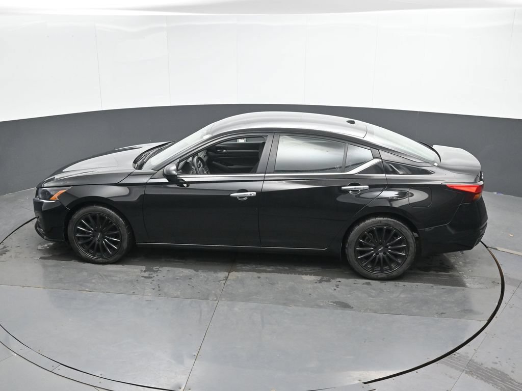 Used 2023 Nissan Altima 2.5 SV FWD image 36