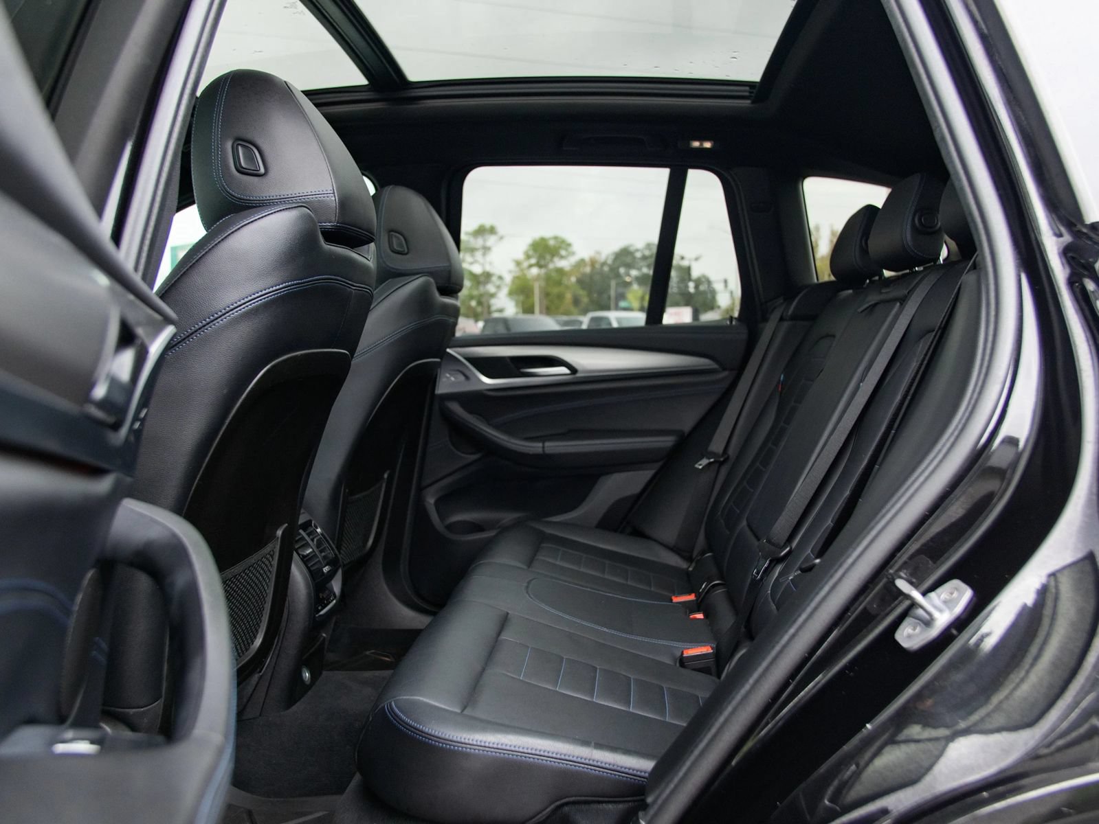 Used 2019 BMW X3 sDrive30i w/ M Sport Package RWD image 26