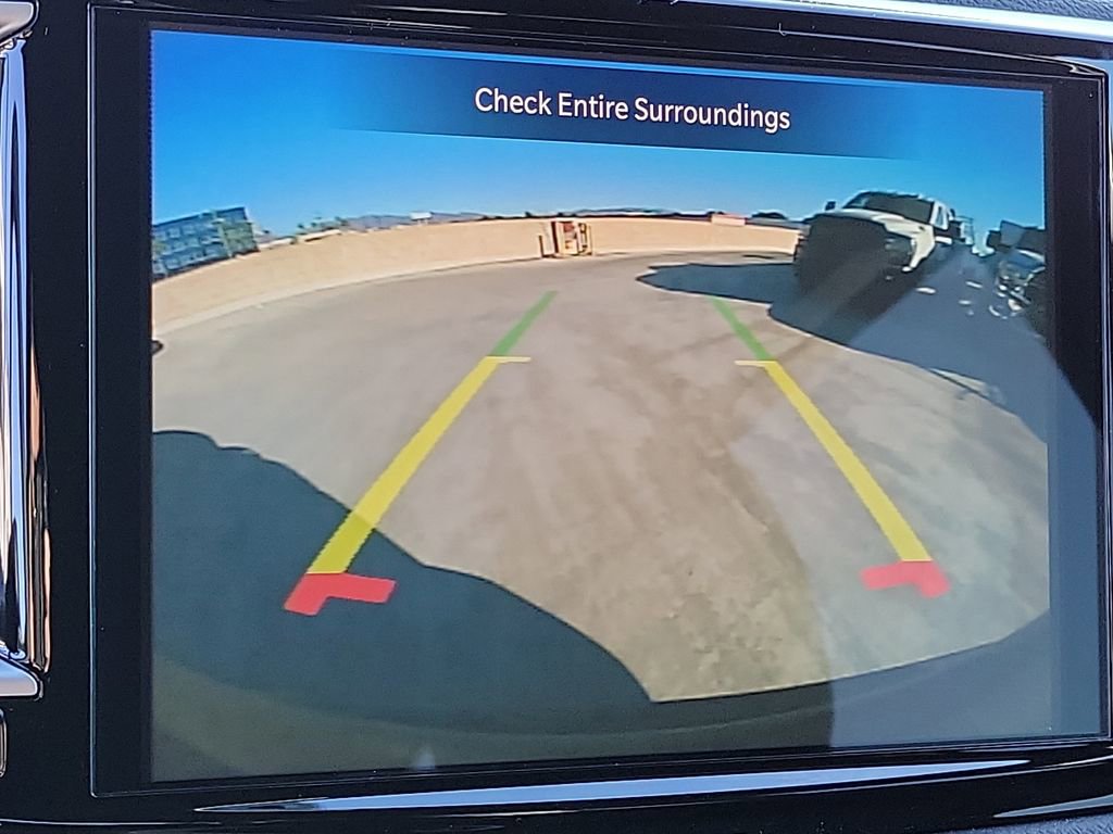 New 2025 Chrysler Voyager LX image 7