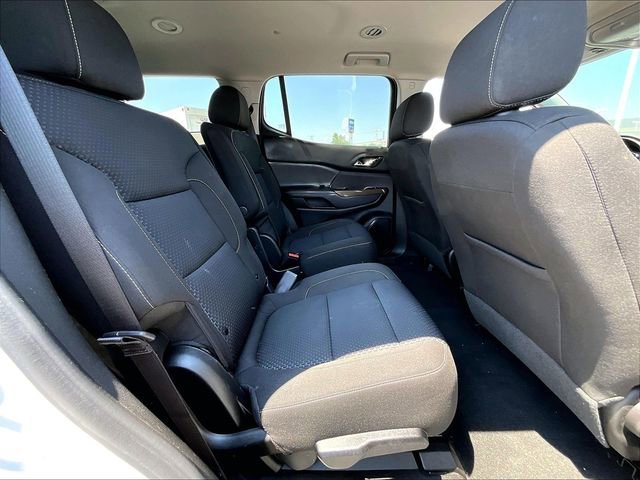 Used 2023 GMC Acadia SLE w/ Driver Convenience Package AWD/4WD image 16