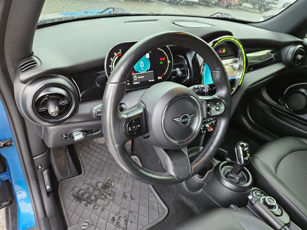 Used 2023 MINI Cooper Convertible image 18