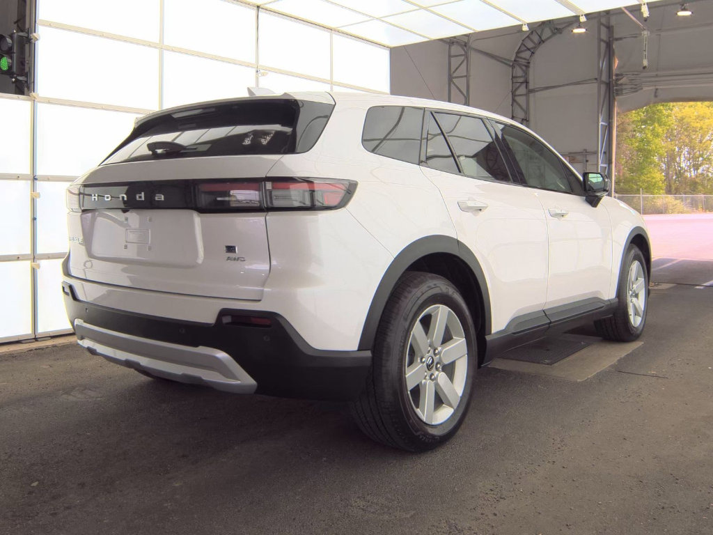 Used 2024 Honda Prologue EX image 3