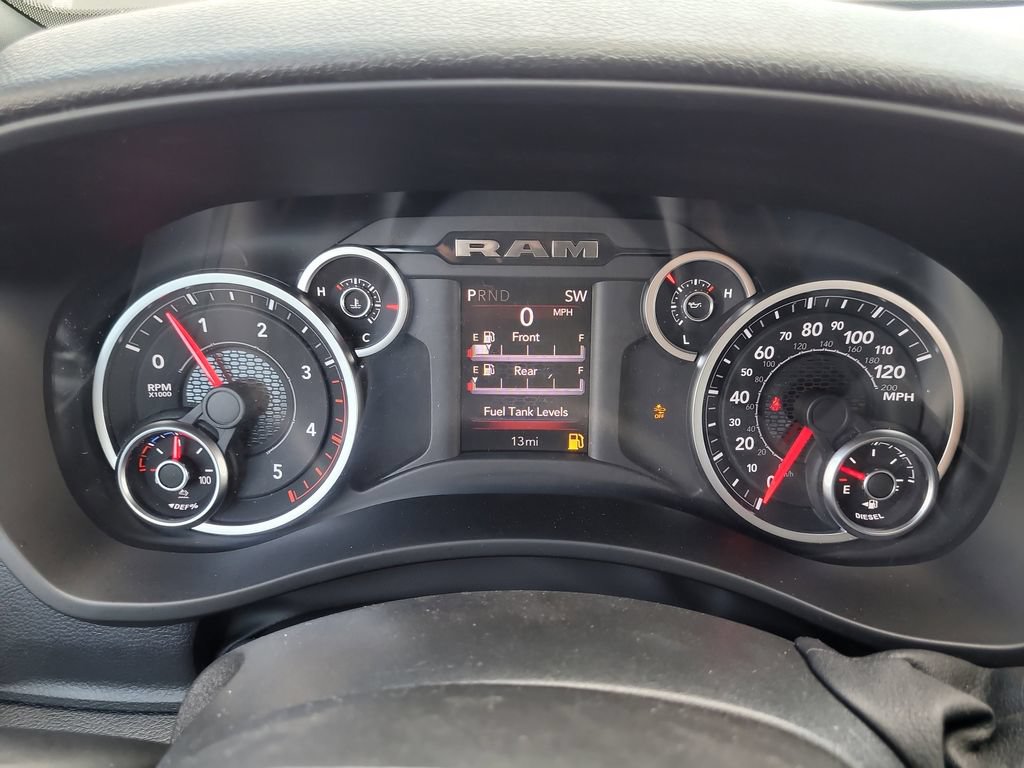 New 2026 RAM 5500 Tradesman AWD/4WD image 34