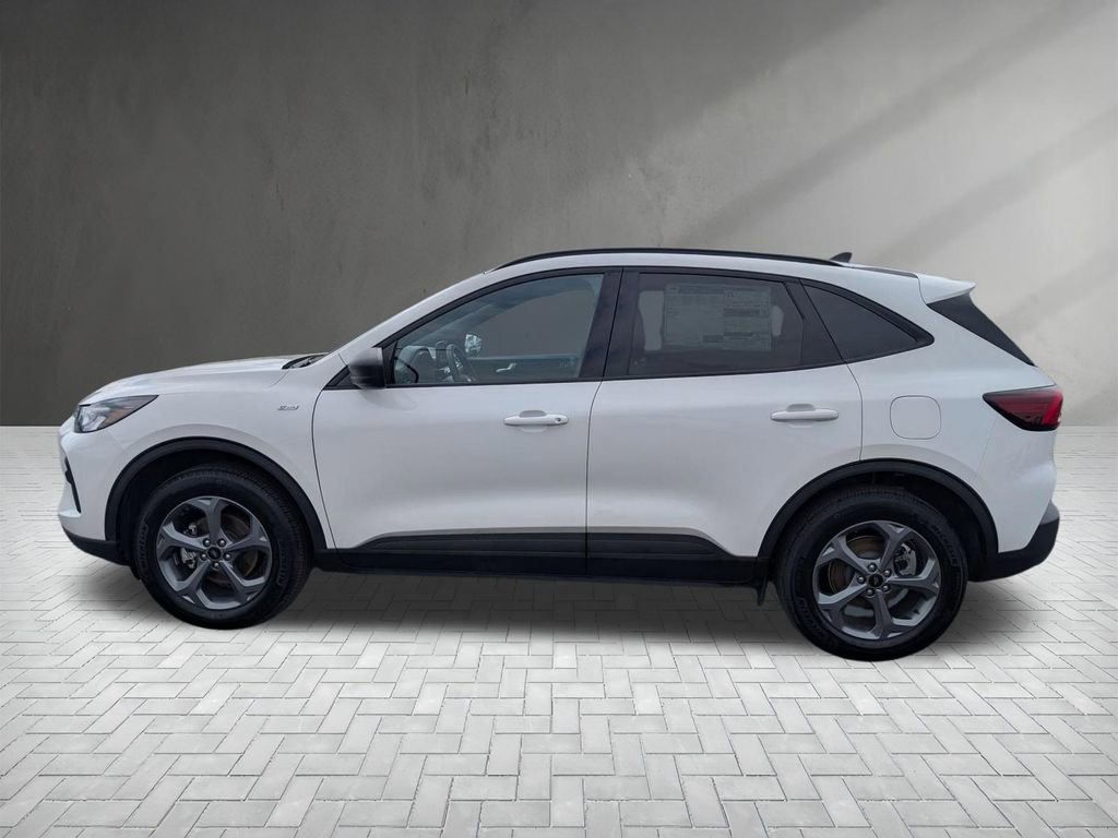 New 2026 Ford Escape ST-Line w/ Cold Weather Package AWD/4WD image 5