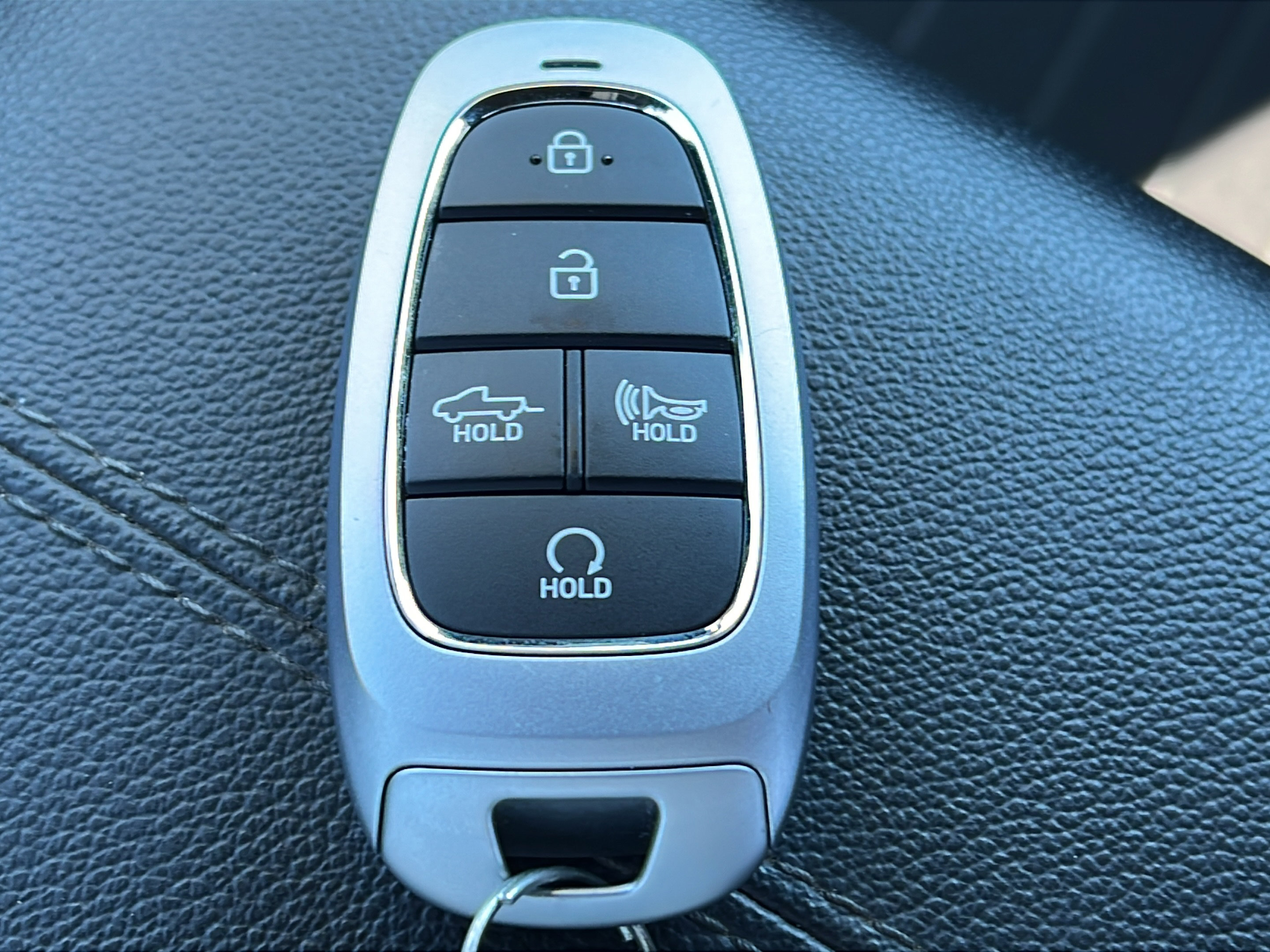 Used 2022 Hyundai Santa Cruz SEL FWD image 22