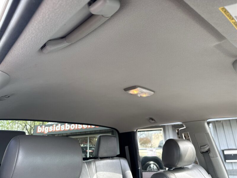 Used 2012 Toyota Tundra 4x4 Double Cab w/ Tow Pkg image 28