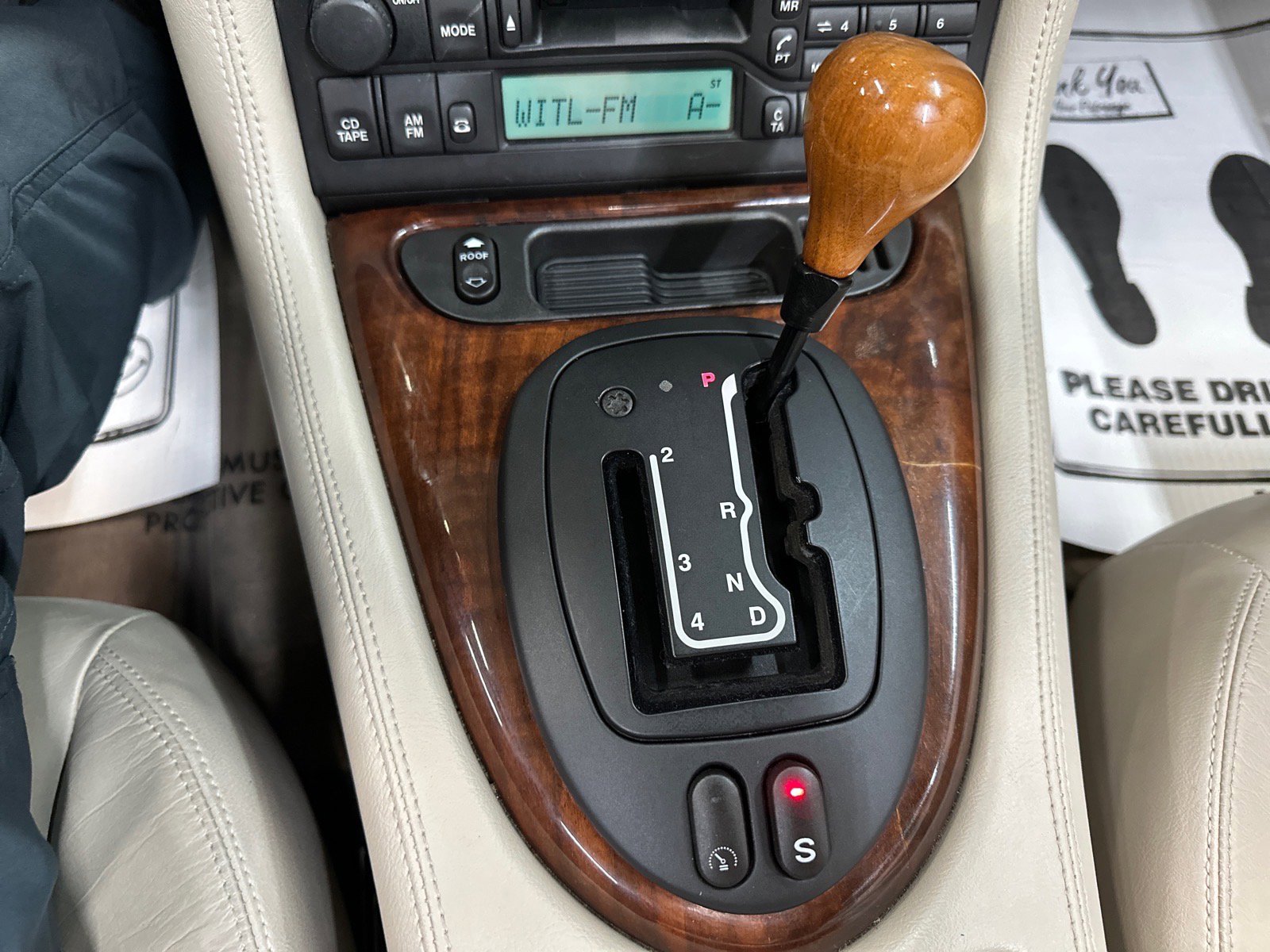 Used 2001 Jaguar XK8 Convertible image 42