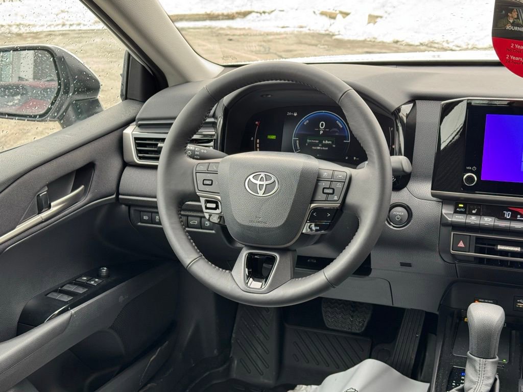 Used 2026 Toyota Camry LE w/ Convenience Package image 16