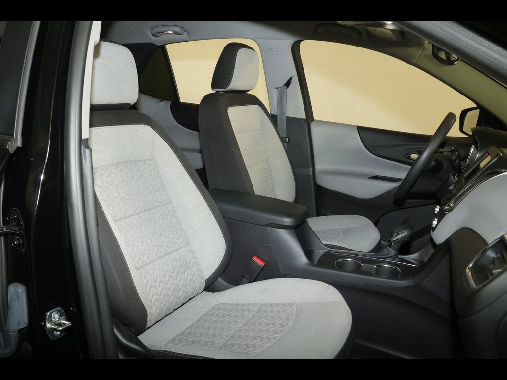 Used 2024 Chevrolet Equinox LS w/ Driver Confidence II Package image 26