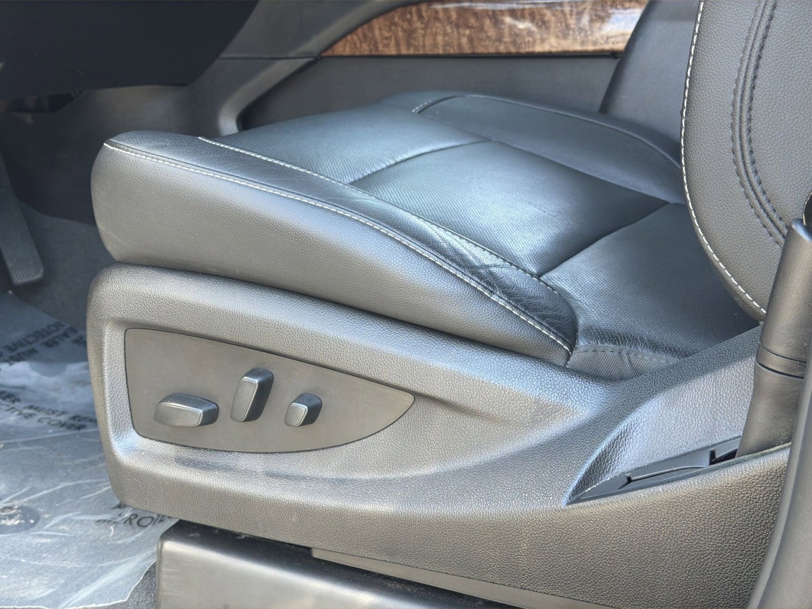 Used 2019 Chevrolet Tahoe Premier AWD/4WD image 15
