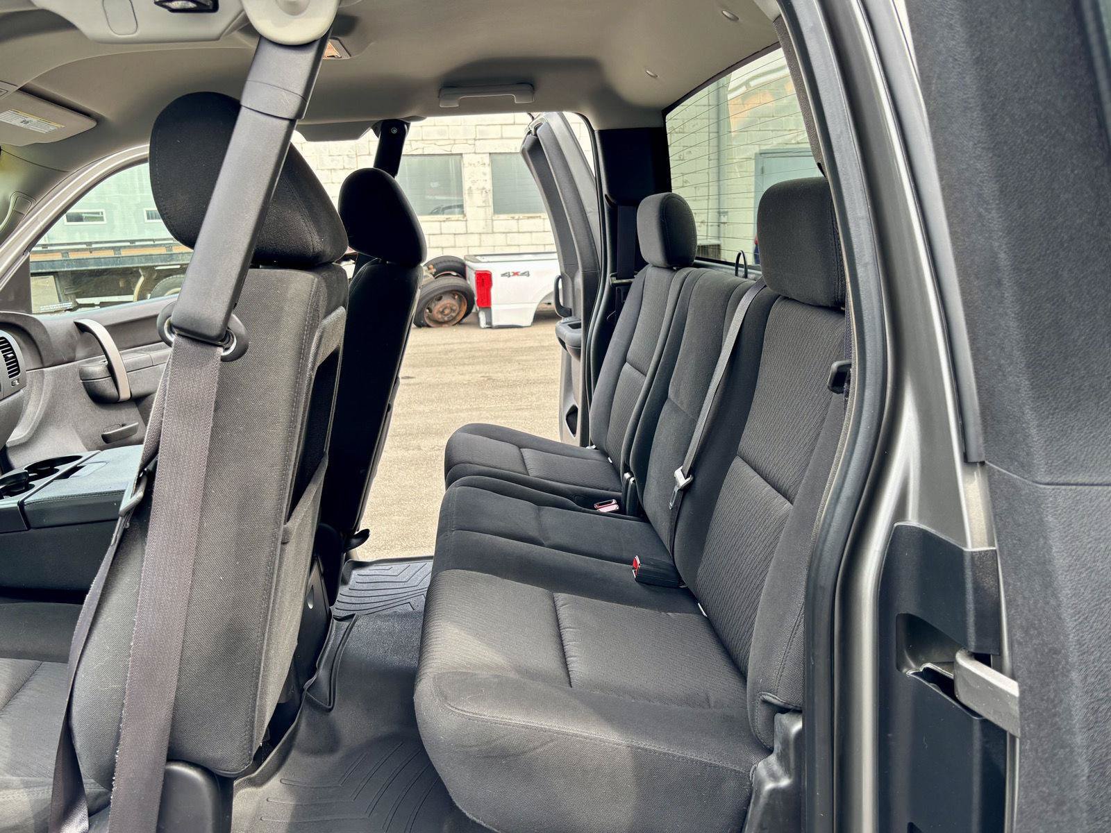 Used 2013 Chevrolet Silverado 1500 LT AWD/4WD image 18