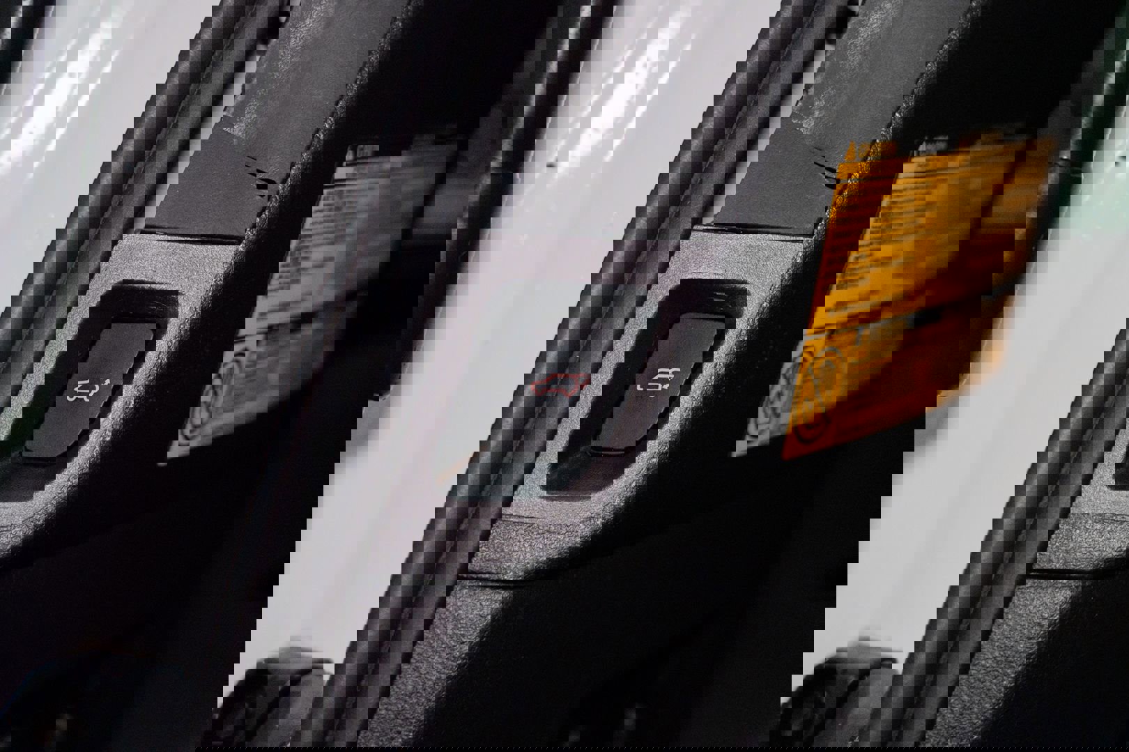 Used 2010 Toyota Sequoia Limited image 40