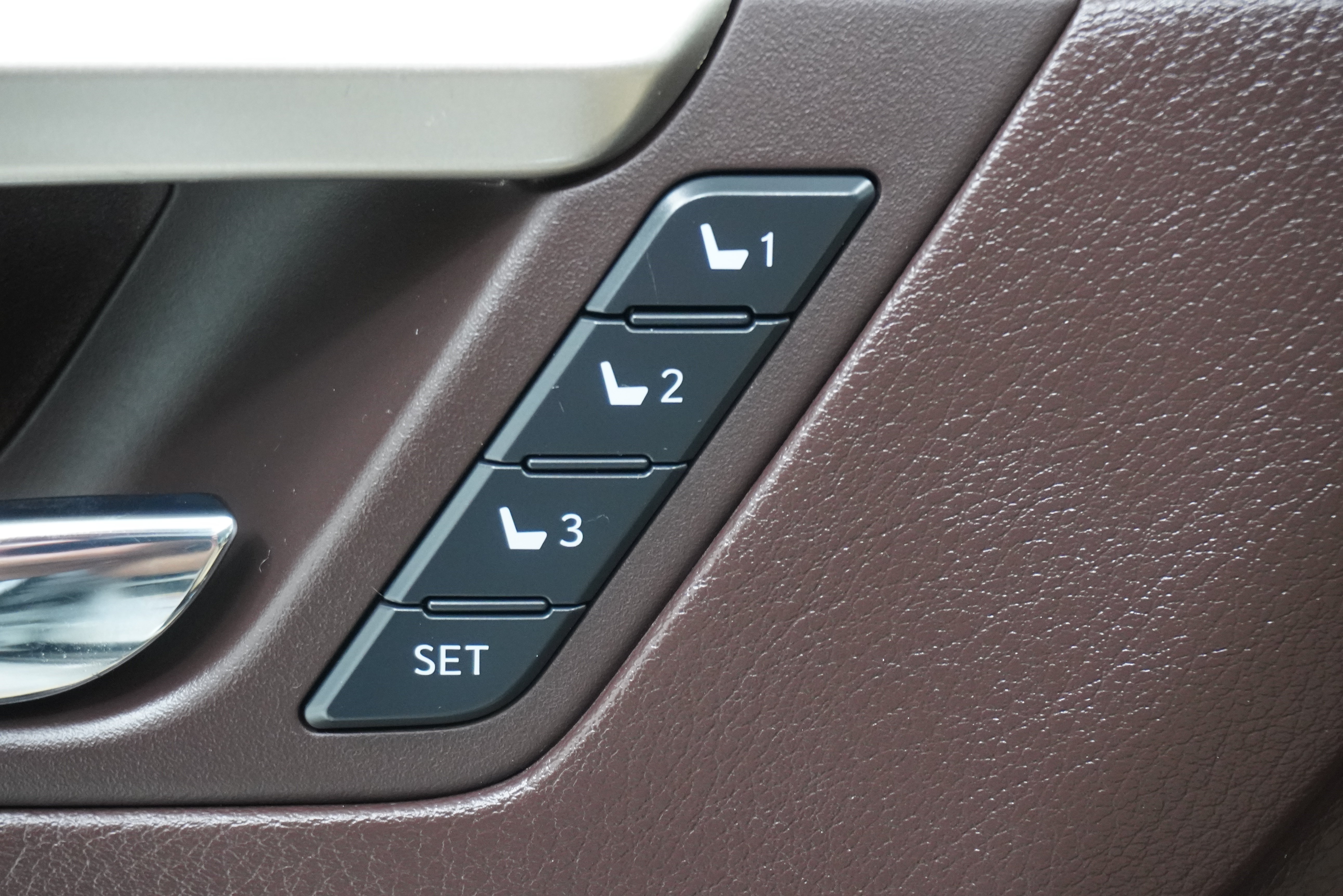 Used 2020 Lexus RX 350 FWD w/ Premium Package image 16