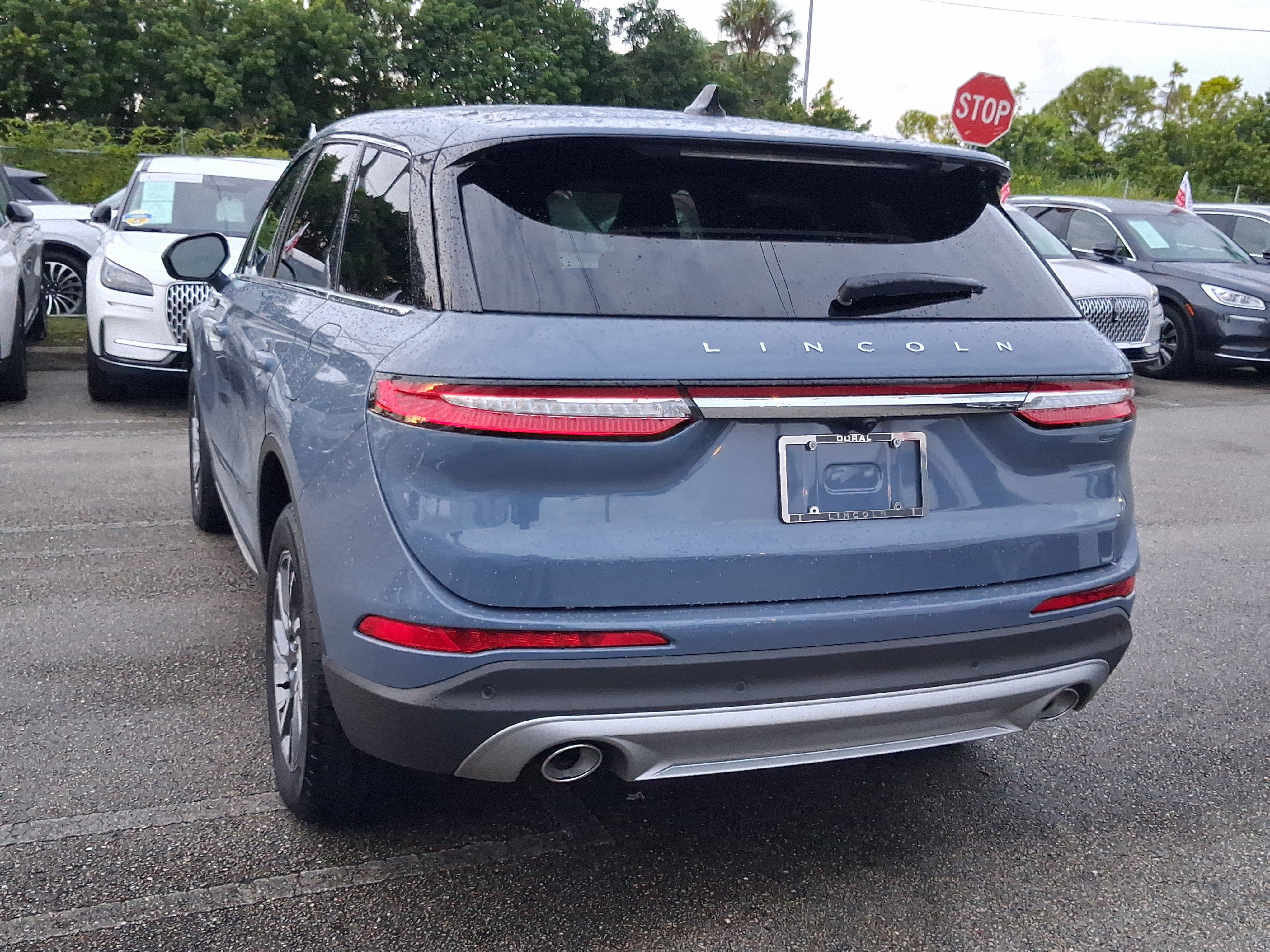 Certified 2025 Lincoln Corsair FWD image 3